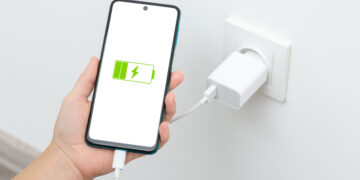 Your phone isn't broken—the secret trick to calibrate your battery and avoid unexpected shutdowns that frustrate millions of users