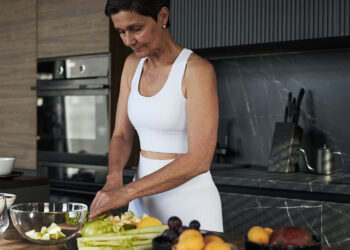 Confirmed by experts—this simple morning trick transforms the health of women over 50