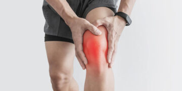 Knee pain is not always caused by arthritis—physical therapists reveal the most effective exercises to relieve it