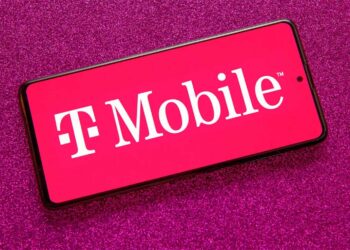 Goodbye to $7—T-Mobile raises its late payment fee to $10 and aligns itself with AT&T and Verizon