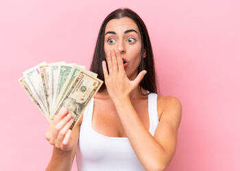 Confirmed—a simple trip to Walmart ended with the discovery of an envelope containing money and a message that brought a mother in North Carolina to tears