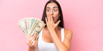 Confirmed—a simple trip to Walmart ended with the discovery of an envelope containing money and a message that brought a mother in North Carolina to tears