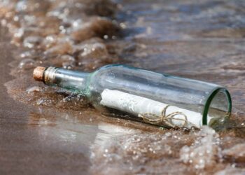 Confirmed—a bottle containing a message written more than half a century ago by a fisherman from New Jersey has been found in the Bahamas