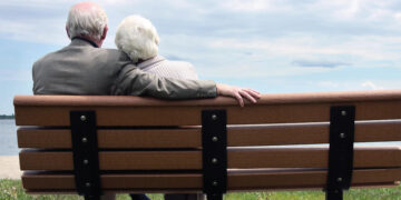 Psychologists confirm that the happiest couples never stop talking about these 5 topics (and that's why their love lasts for years)