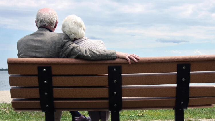 Psychologists confirm that the happiest couples never stop talking about these 5 topics (and that's why their love lasts for years)