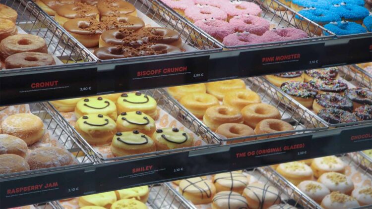 Confirmed—Dunkin' orders hundreds of doughnuts to be thrown away at the end of the day, even if they are in perfect condition, and here's why