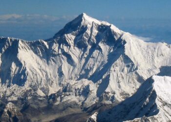 Global alert—China discovers one of the world's largest lithium deposits near Everest at an altitude of 5,500 meters
