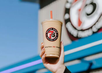 Starbucks' new rival takes the United States by storm—7 Brew will open 160 locations and already has 500 coffee shops