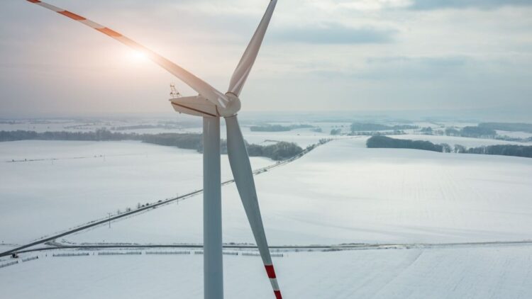 No sun or gas—the innovative Q turbine harnesses winter winds to generate up to 3,000 W and reduce your monthly bill