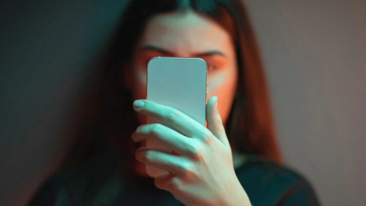 It's official—scientists confirm that early smartphone use is associated with increased mental health problems in adolescents
