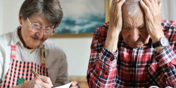 Confirmed by the SSA—retirees will receive more money in 2026, although many will see little real relief—here's why