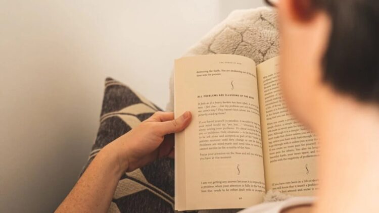 Confirmed by cognitive psychologists—reading the end of a book before the beginning is associated with specific profiles of curiosity and control