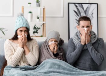 No cold feet or freezing weather—the real cause of colds depends on contact and polluted air