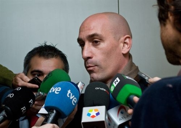 Rubiales, presidente de la AFE, presente en Zorrilla