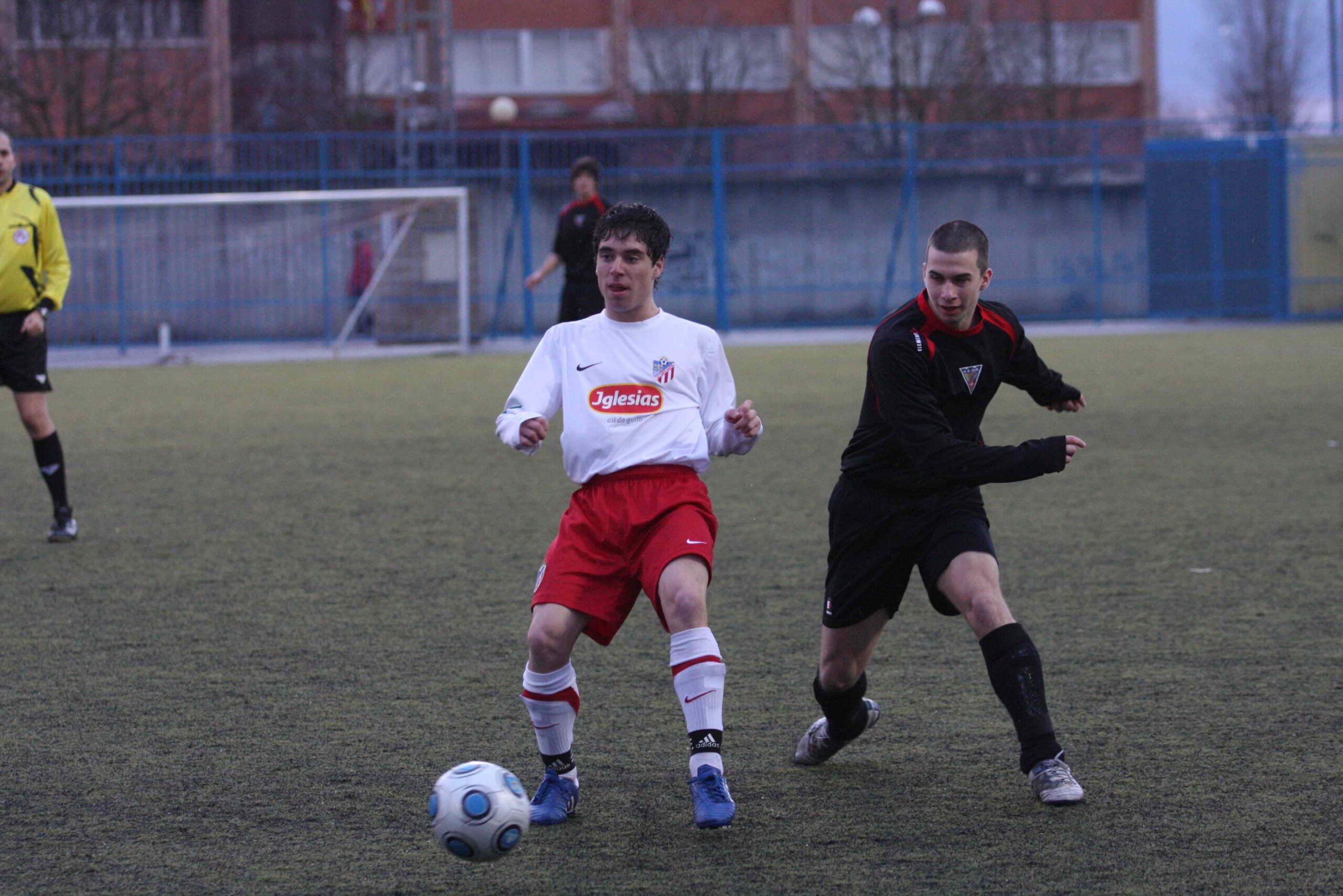 El Juvenil B visita al imbatible Santa Marta