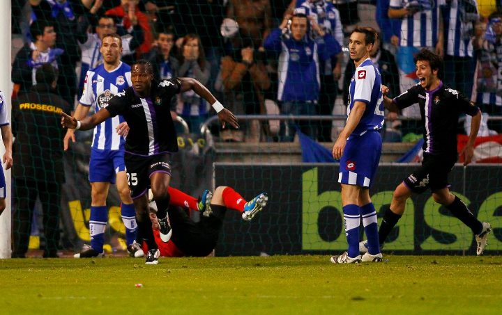 El avión vuelve a despegar