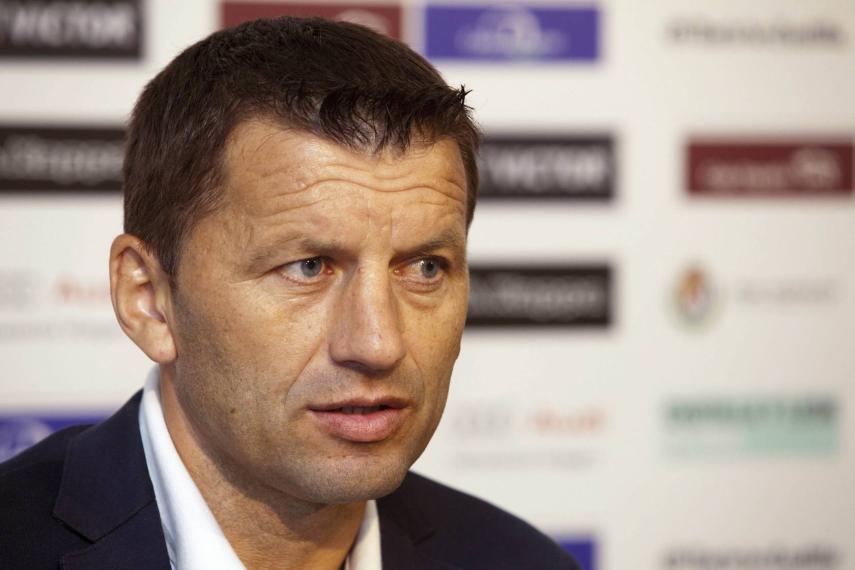 "No sigo con vosotros" 1 Miroslav Djukic entrenador del Real Valladolid 1