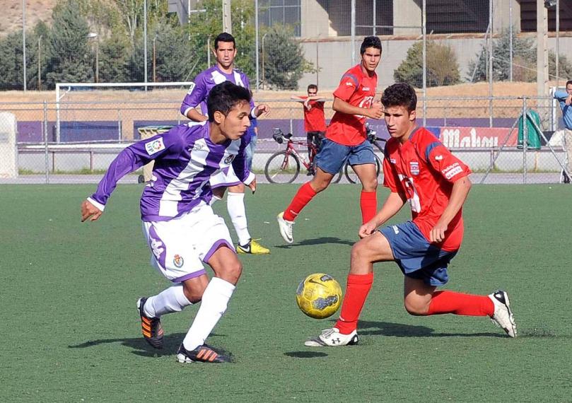 Manita del Juvenil DH al Diocesano