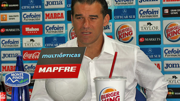 “A esta cláusula invito yo”