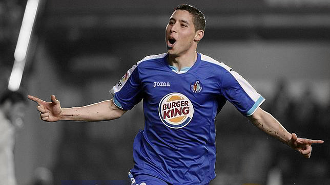 Abdel Barrada, trasladándose al epicentro 1 vavel copia