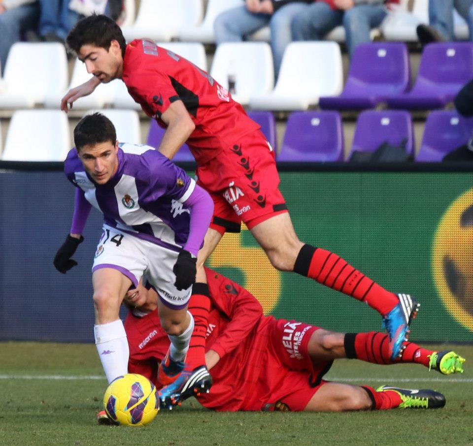 Eléctrico a la par que irregular 1 Omar Ramos3