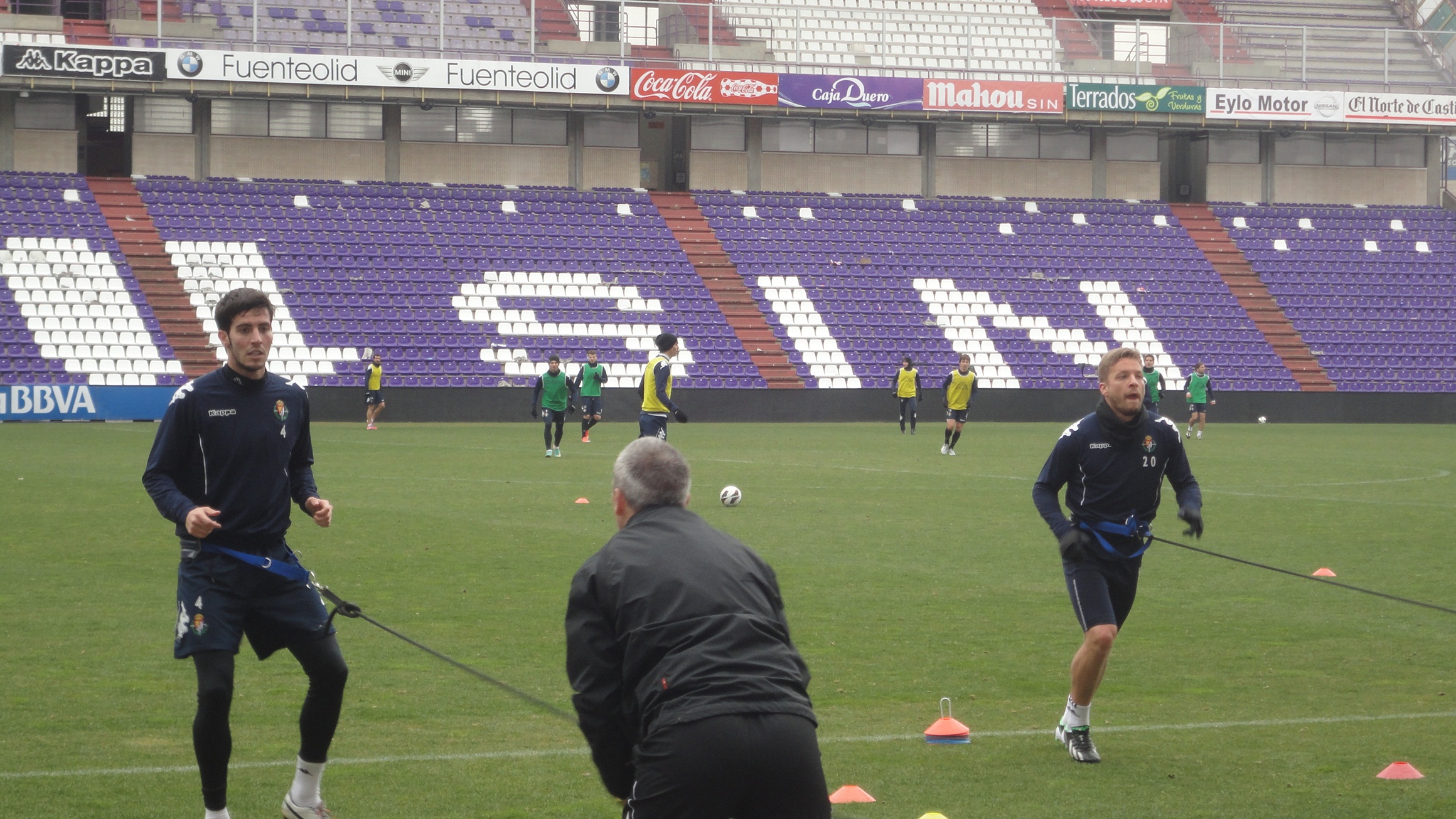 Valiente y Ebert trabajan para regresar cuanto antes