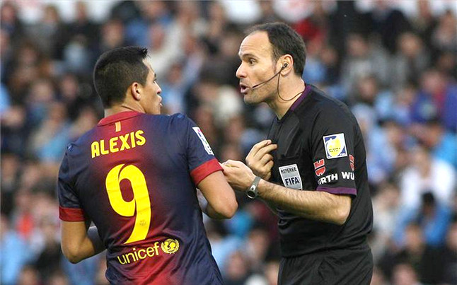 Mateu Lahoz será juez en la lucha por la permanencia