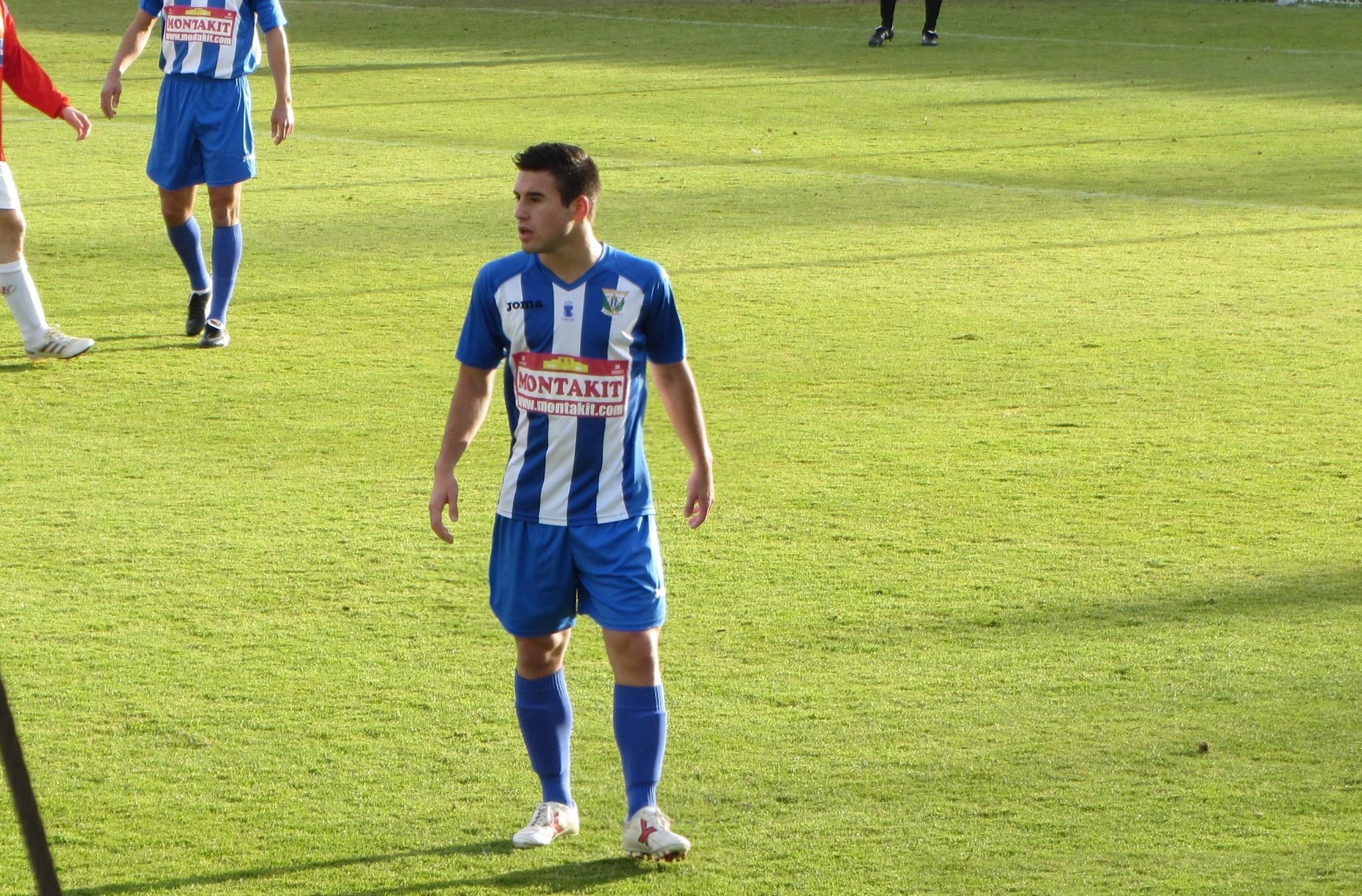 Juanmi apuntala la defensa del Promesas