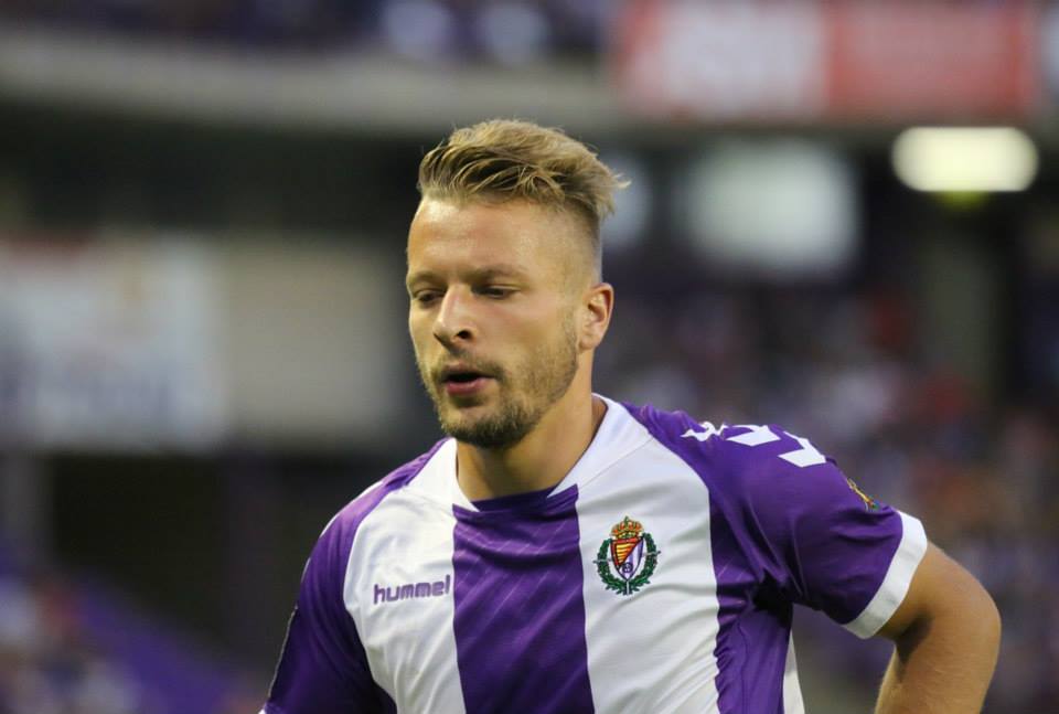 Ebert se retira antes de tiempo; Guerra, al margen