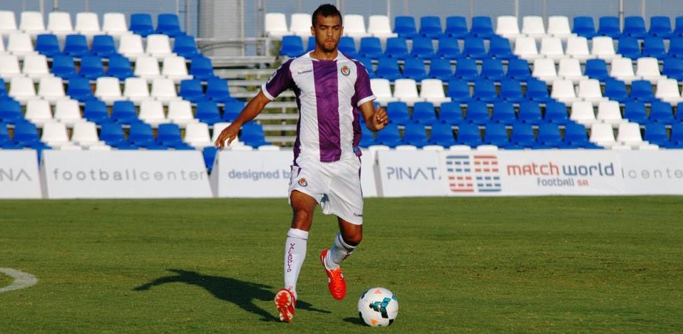 Heinz firma por dos años