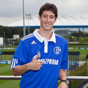 El Betis, "harto y cansado de esperar" para recibir la deuda por la formación de Sergio Escudero 2 escudero