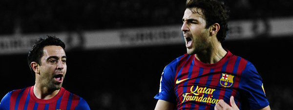 Xavi y Cesc, guardianes de quienes los rodean