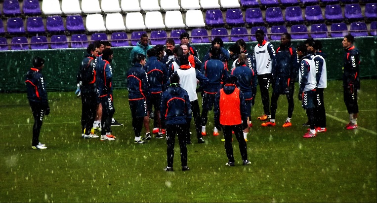 El Real Valladolid no entrena solo bajo la nieve