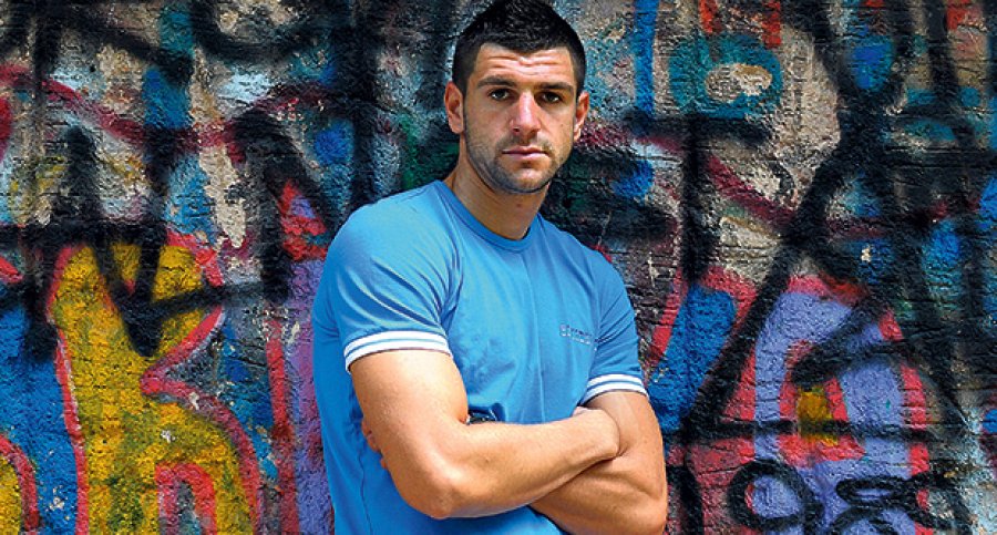 Mitrovic: “Espero demostrar mis habilidades y ayudar al equipo”