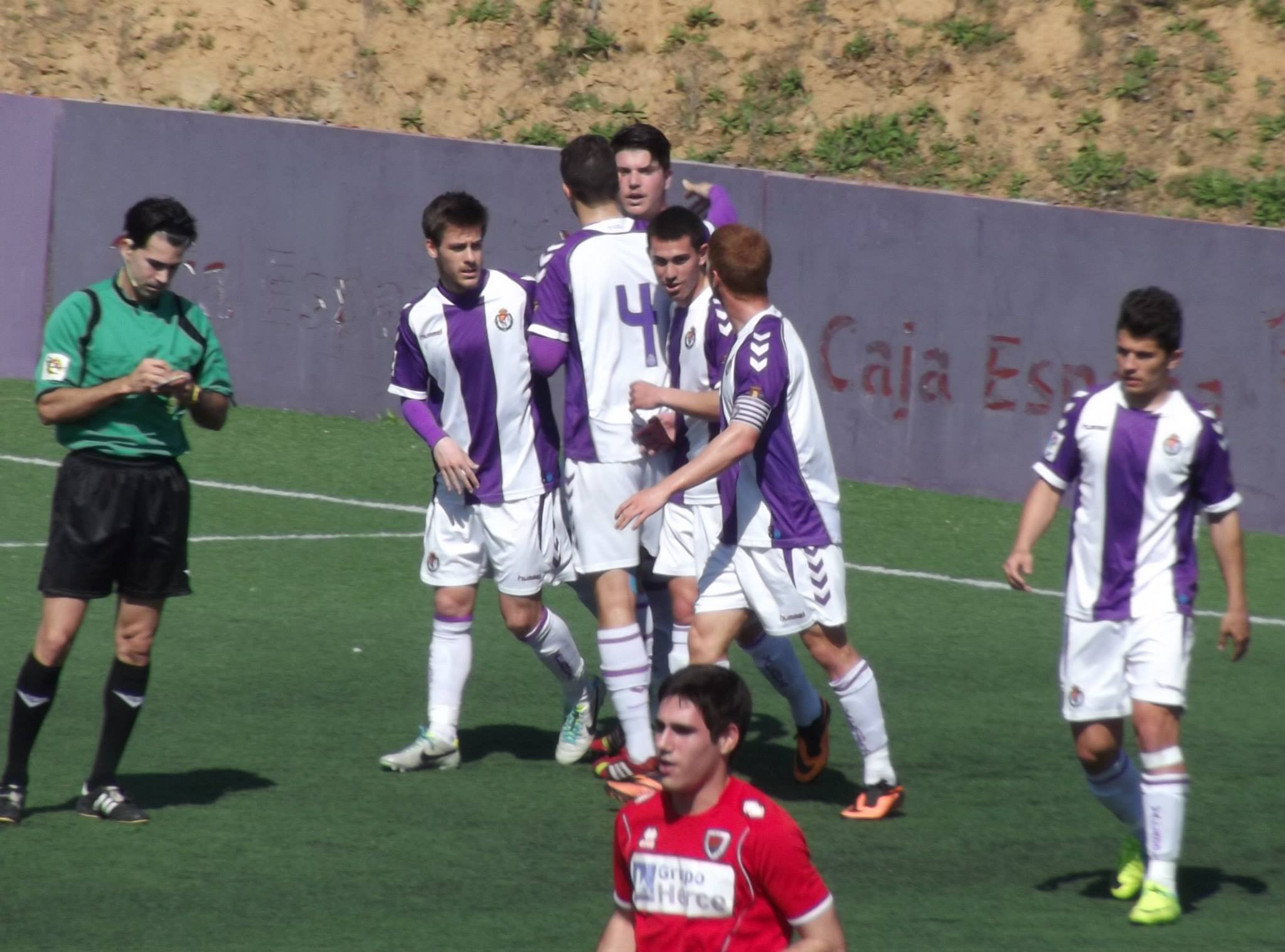 Once metros, tres puntos y liderato