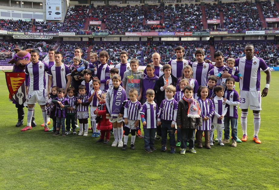 Con la vieja guardia 1 Foto: Real Valladolid