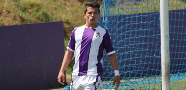 Goleada para mantener el liderato