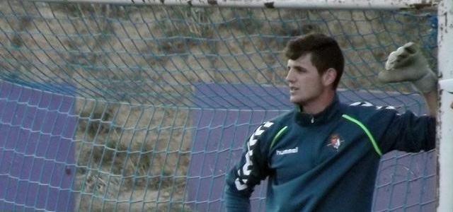 Jordan Godoy firma por la SD Logroñés 1 Jordán Godoy || Foto: Rebeca Díez