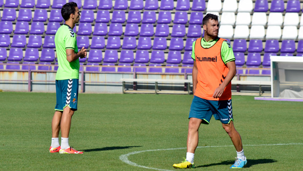 Entrenamiento dividido en dos grupos de trabajo