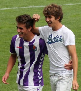 El Real Valladolid se enamora de la moda juvenil 2 Dani Vega y Mario Robles || Foto: Rosa M. Martín