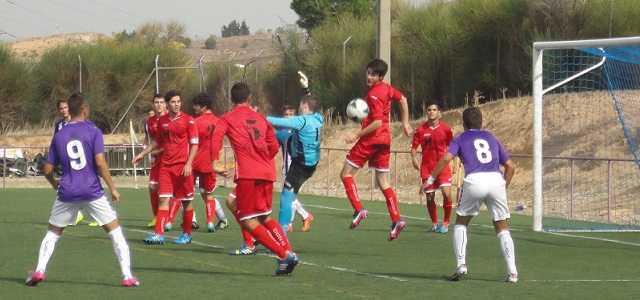 Victoria del Juvenil B para empezar a crecer 1 Foto: Sergio Sanz