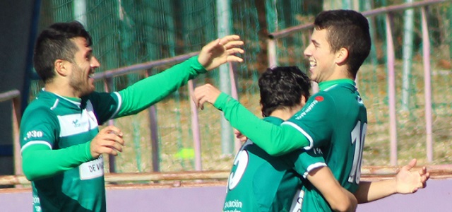 El Promesas rescata un punto ante el Coruxo 1 Foto: Rosa M. Martín