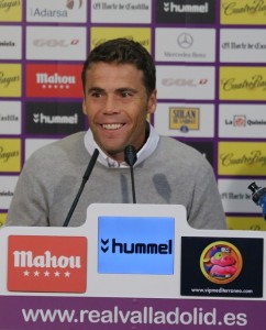 "Los jugadores tienen ganas de revertir la situación" 2 Rubi || Foto: Real Valladolid