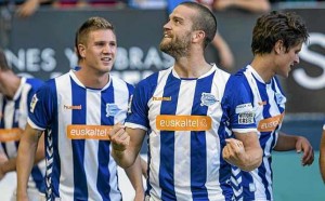 La Lupa: Deportivo Alavés 2 Laguardia celebra un gol || Foto: ABC