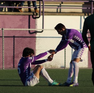 El Promesas se desquicia y el Real Murcia lo aprovecha 2 Javi Navas y Guille Andrés || Foto: Rosa M. Martín