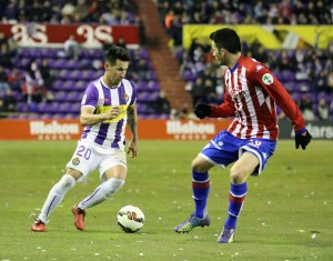 Suárez: "La afición se ha hecho notar" 2 Hernán Pérez || Foto: Real Valladolid