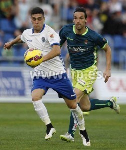 El 11 del Pucela: Jornada 26 2 André Leão pugna por un balón