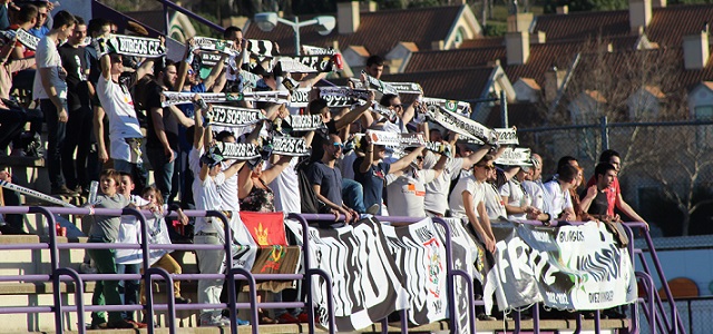 Dura derrota en el tiempo añadido