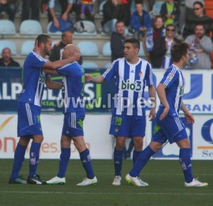 Un desastre de copia y pega 2 Celebración de uno de los goles