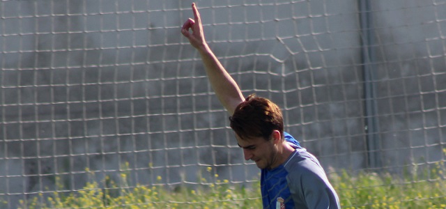 Ni al son de la Macarena